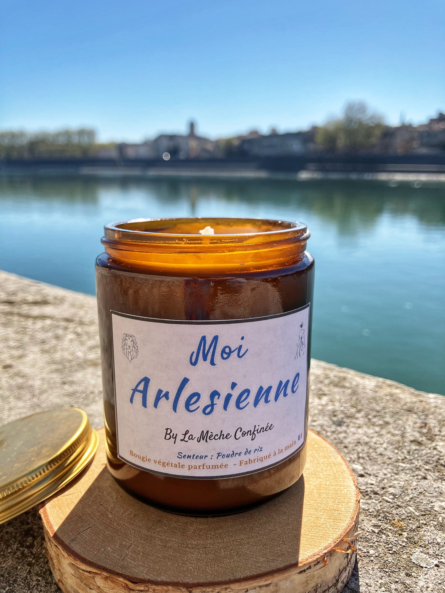 MOI, ARLESIENNE